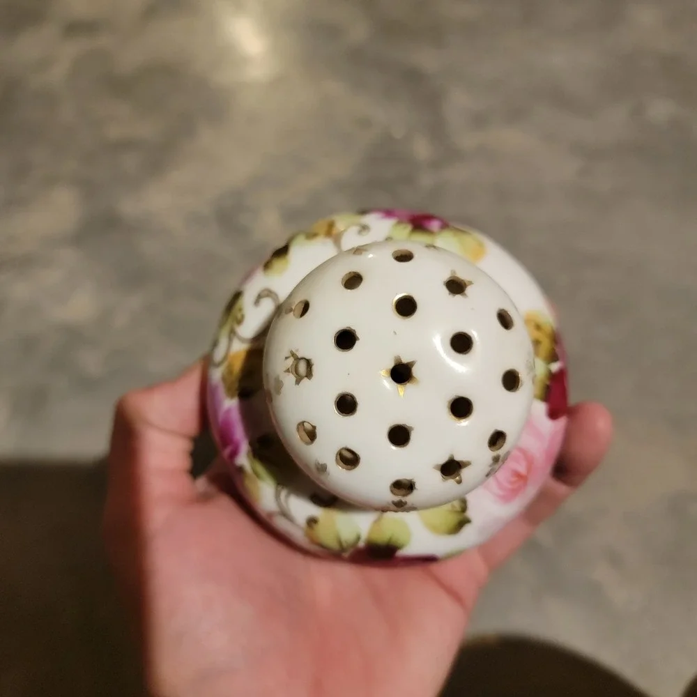 Vintage Nippon Porcelain Floral Shaker With Gold Accents VTG‎ 1940s MCM
